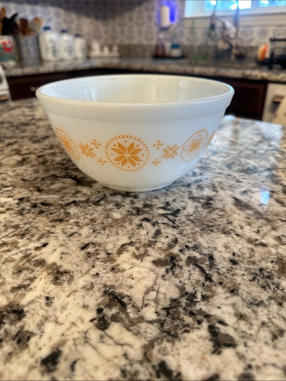 Vintage Pyrex Bowl